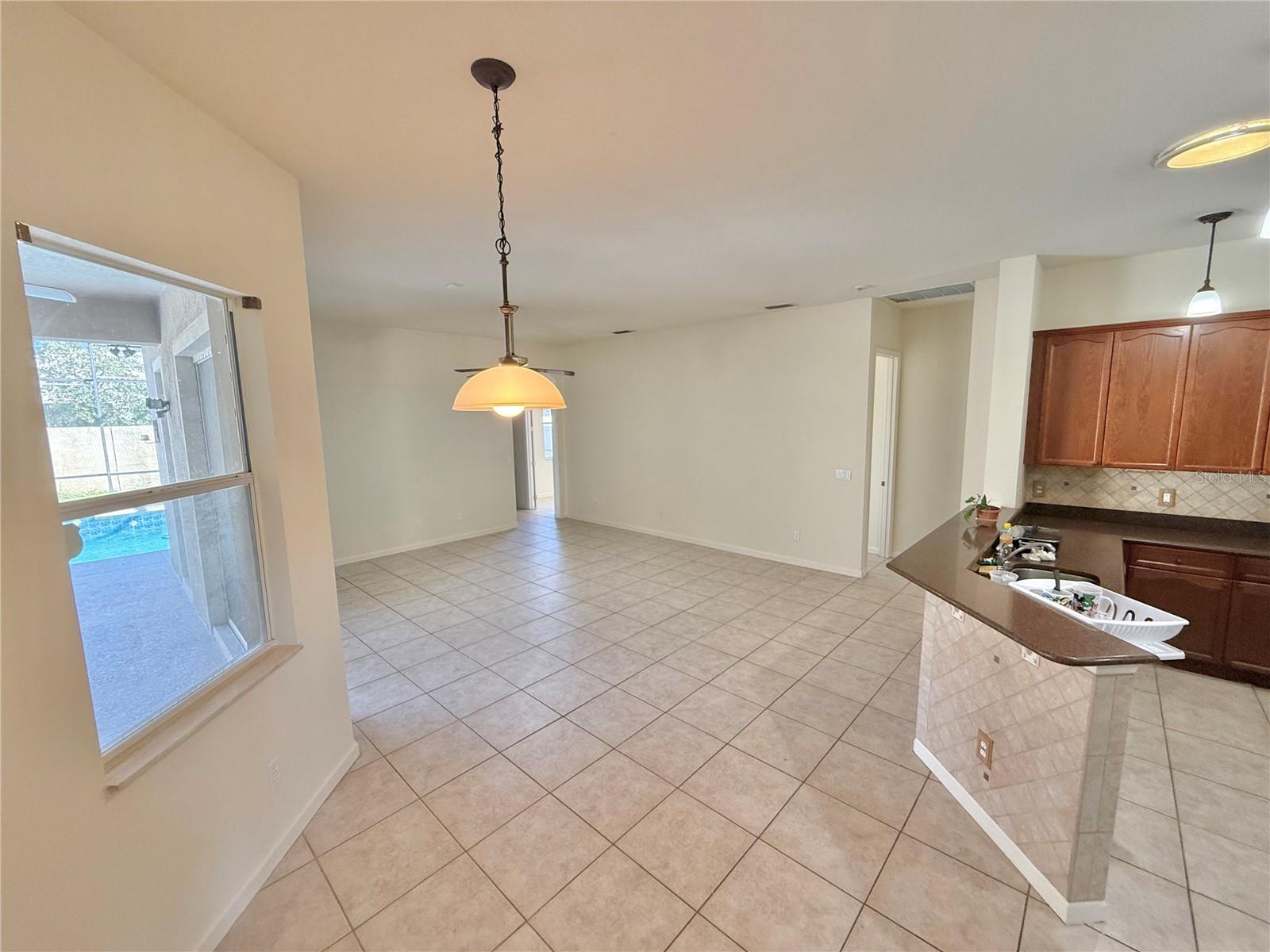 Image 13 of 43 For 2715 Bartlet Drive