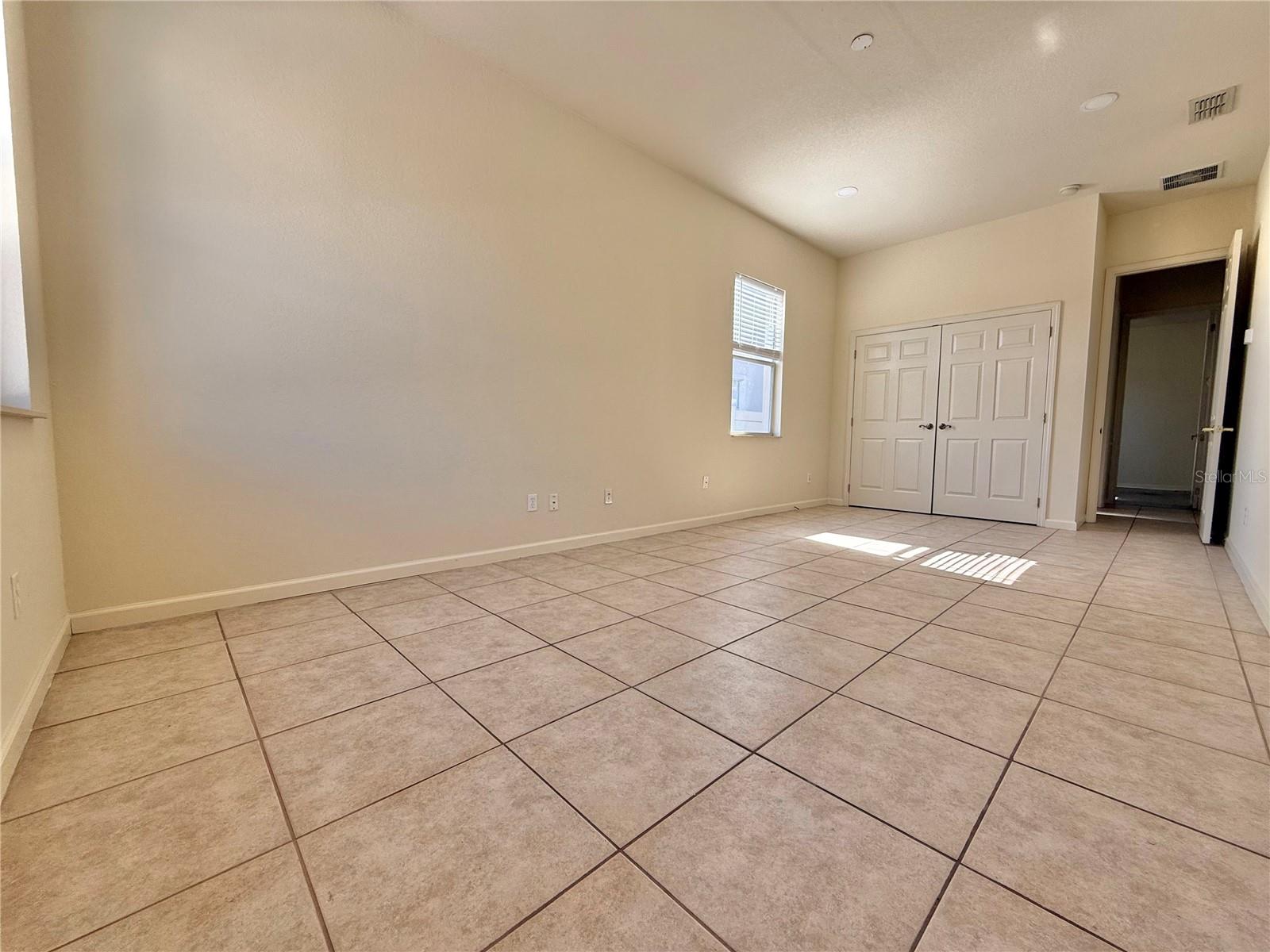 Image 24 of 43 For 2715 Bartlet Drive