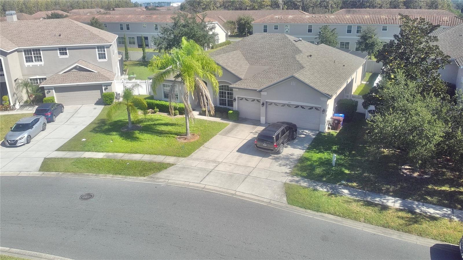 Image 4 of 43 For 2715 Bartlet Drive