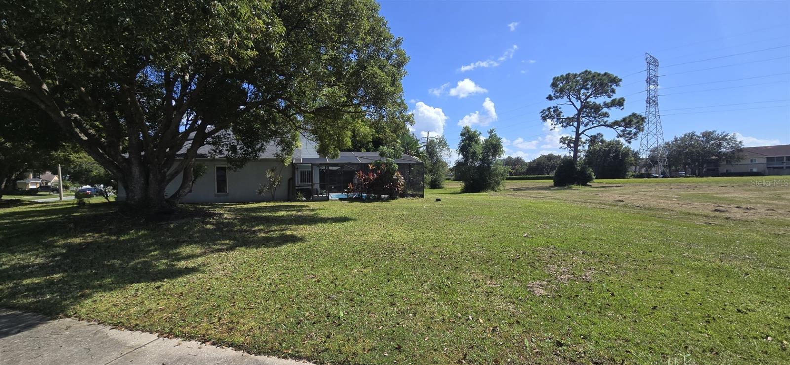 Image 15 of 16 For 616 New Mexico Woods Court