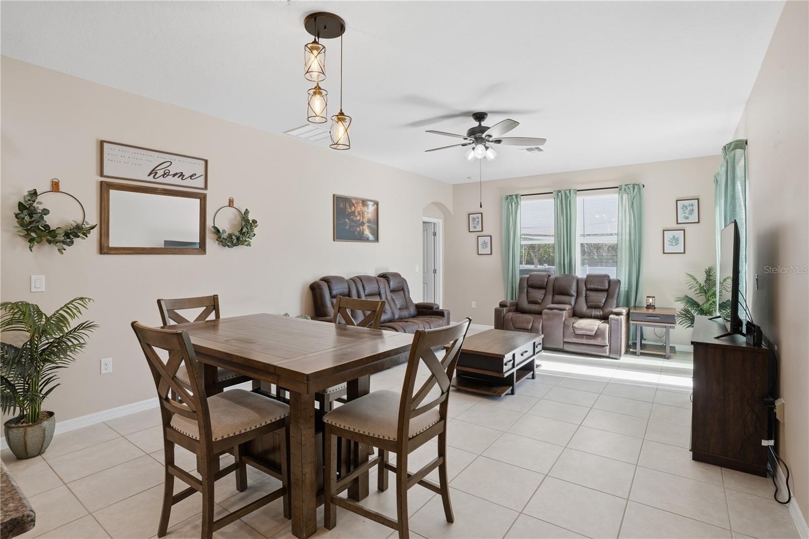 Image 11 of 39 For 2936 Scarlett Drive