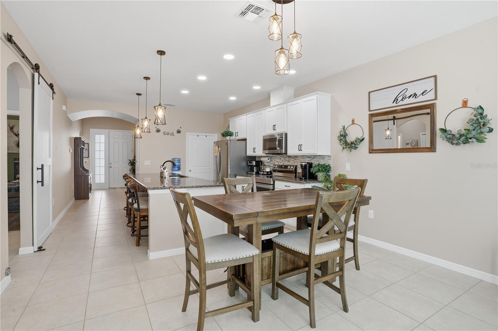 Image 15 of 39 For 2936 Scarlett Drive