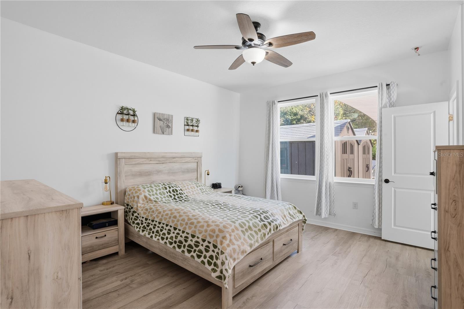 Image 17 of 39 For 2936 Scarlett Drive