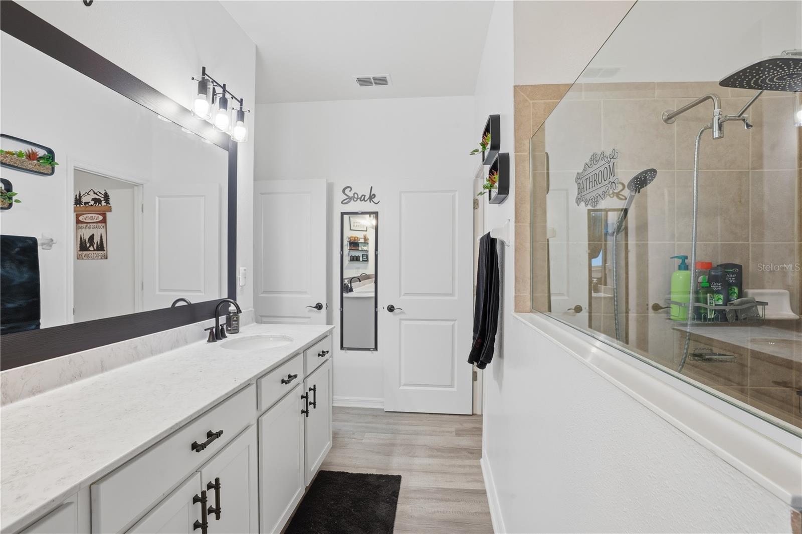 Image 19 of 39 For 2936 Scarlett Drive