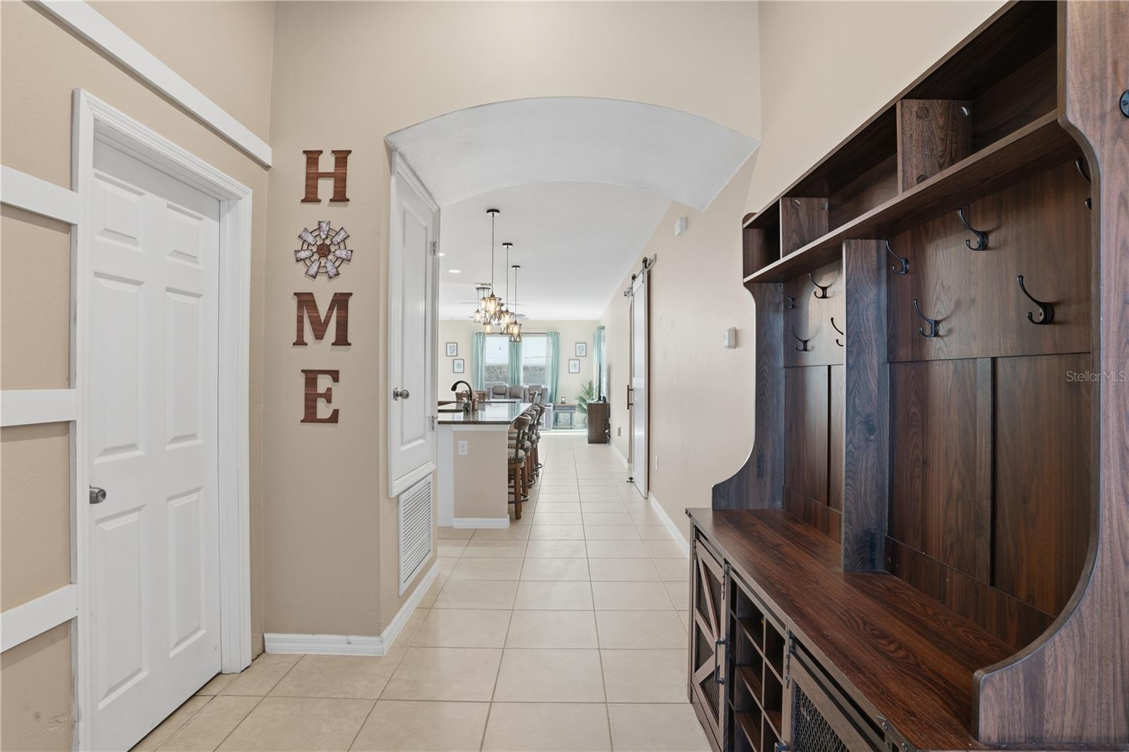 Image 7 of 39 For 2936 Scarlett Drive