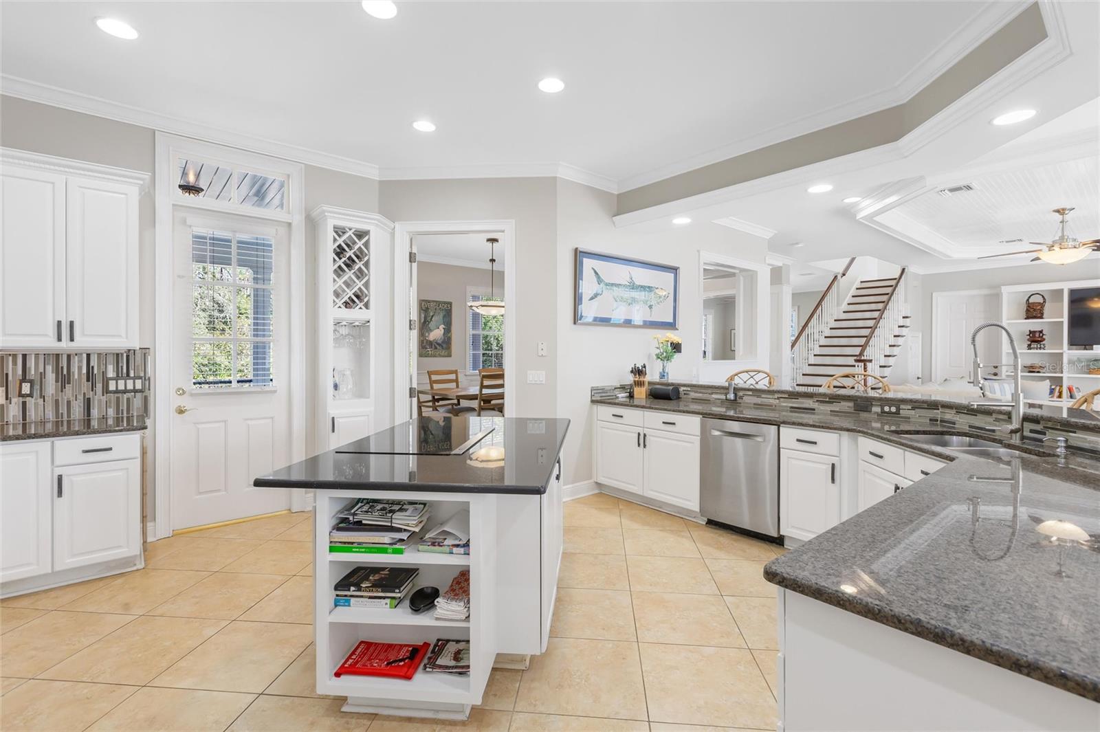 Image 21 of 81 For 416 Arbor Circle