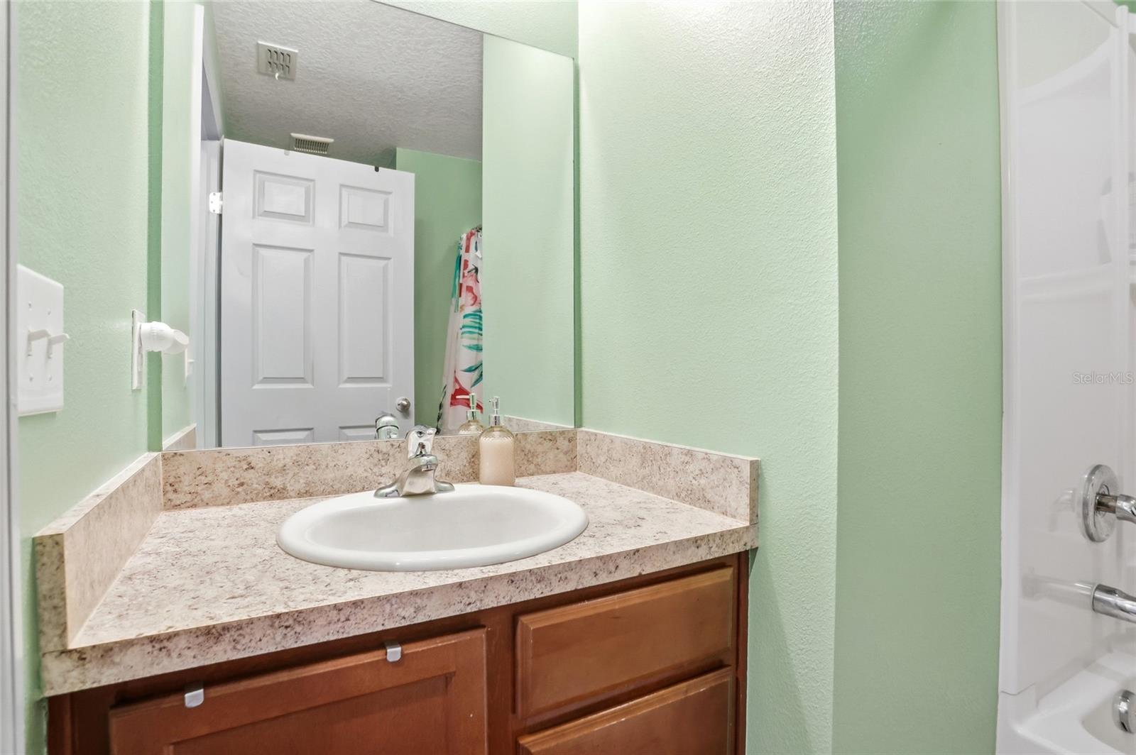 Image 10 of 45 For 630 Swallowtail Drive