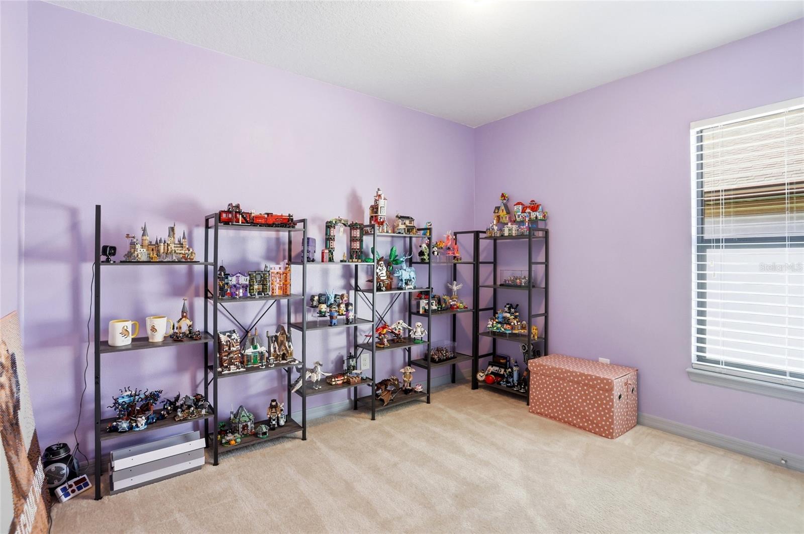 Image 13 of 45 For 630 Swallowtail Drive