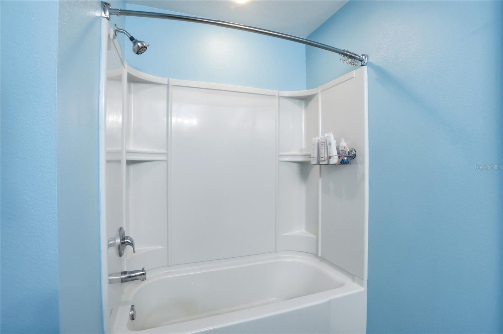 Image 20 of 45 For 630 Swallowtail Drive