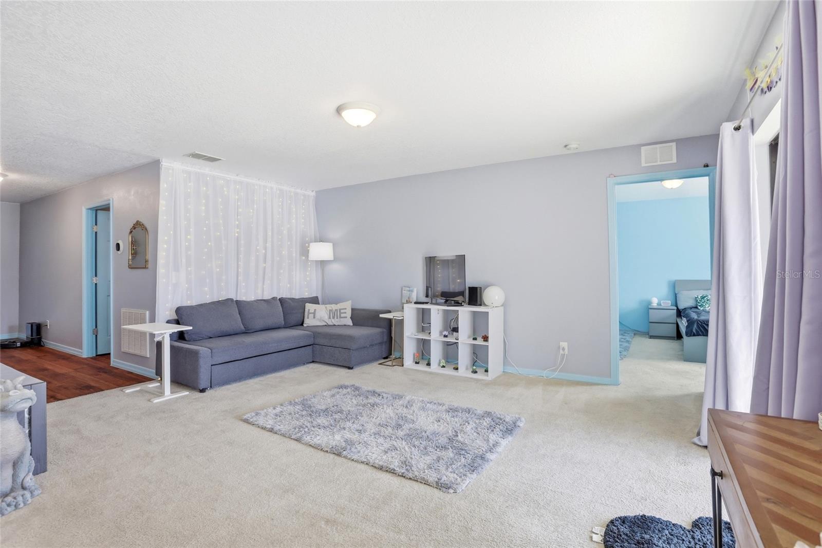 Image 24 of 45 For 630 Swallowtail Drive