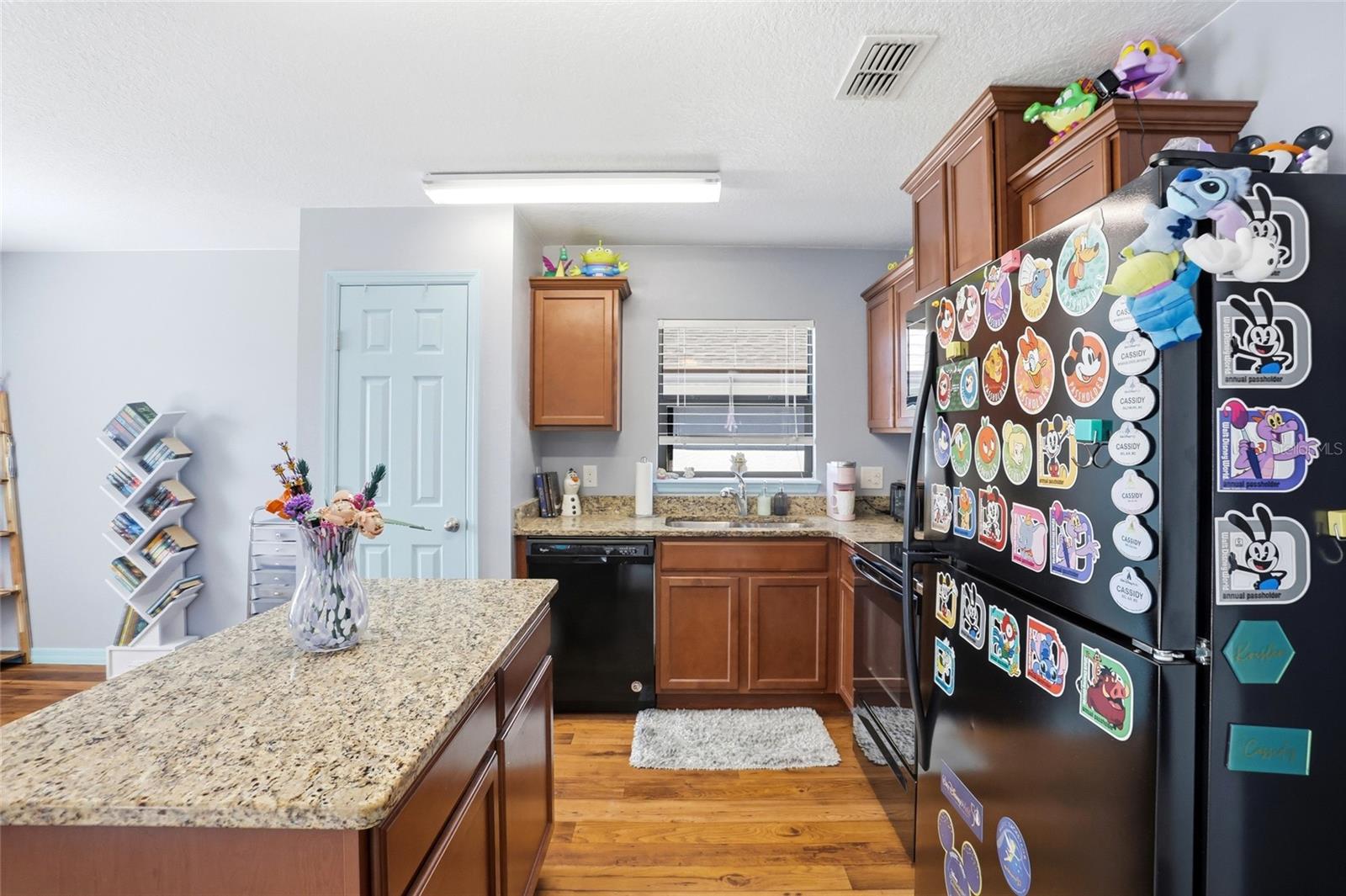 Image 27 of 45 For 630 Swallowtail Drive