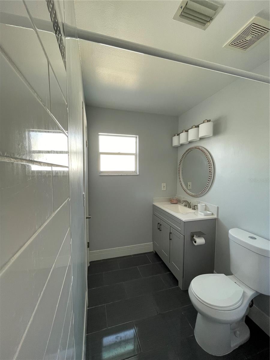 Image 24 of 43 For 1695 Banana River Drive