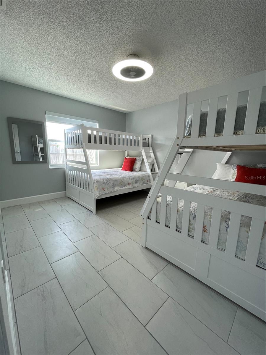 Image 27 of 43 For 1695 Banana River Drive