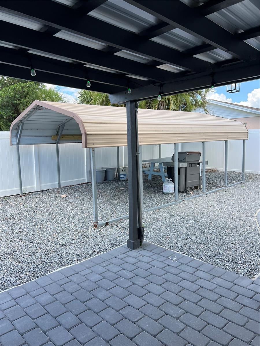 Image 39 of 43 For 1695 Banana River Drive