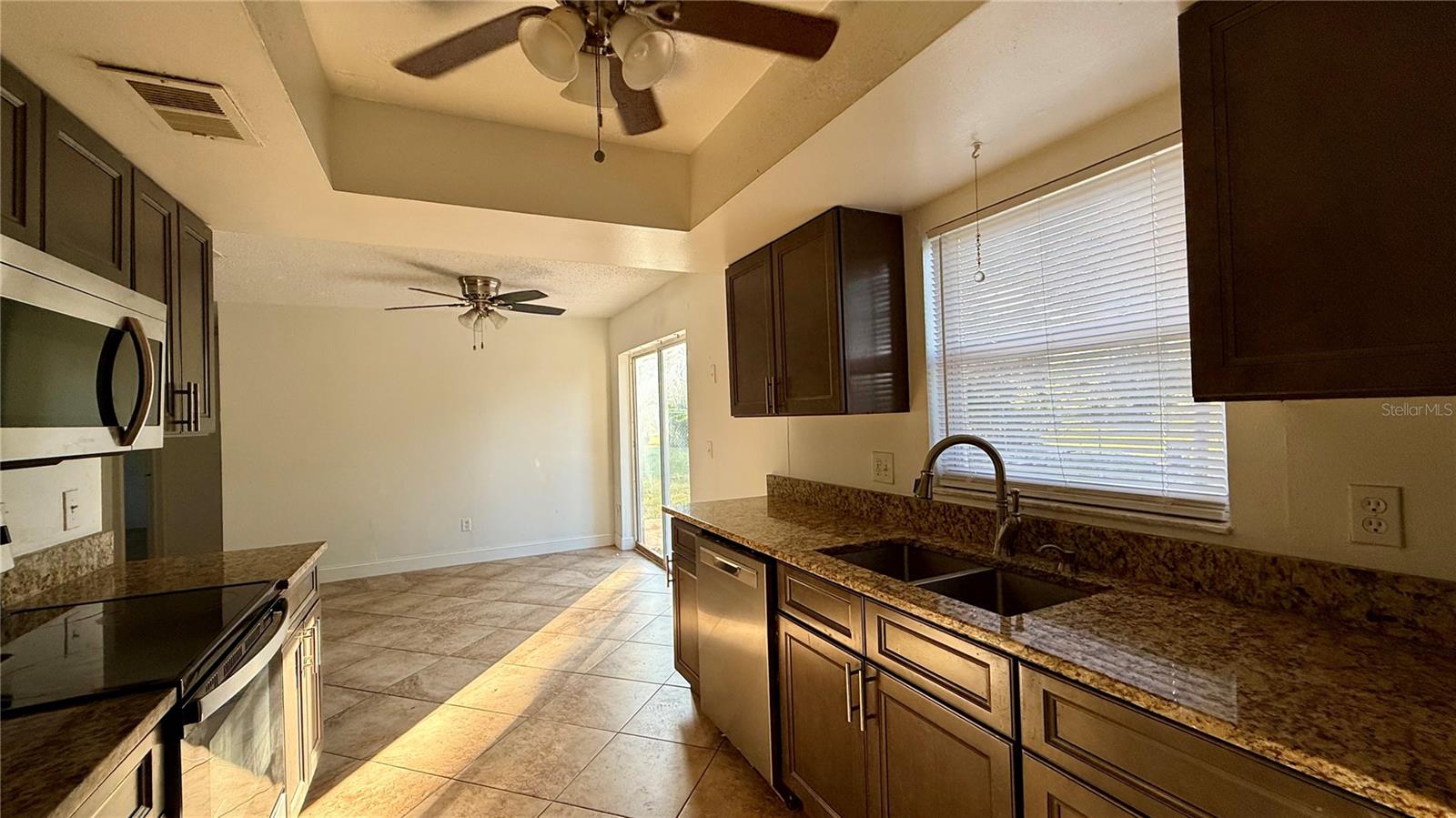 Image 4 of 21 For 126 Zacalo Way