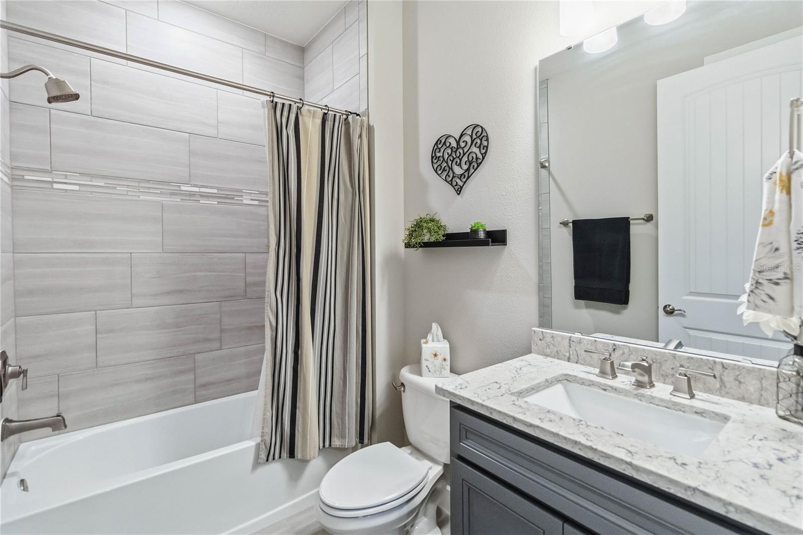 Image 24 of 49 For 2695 River Creek Lane