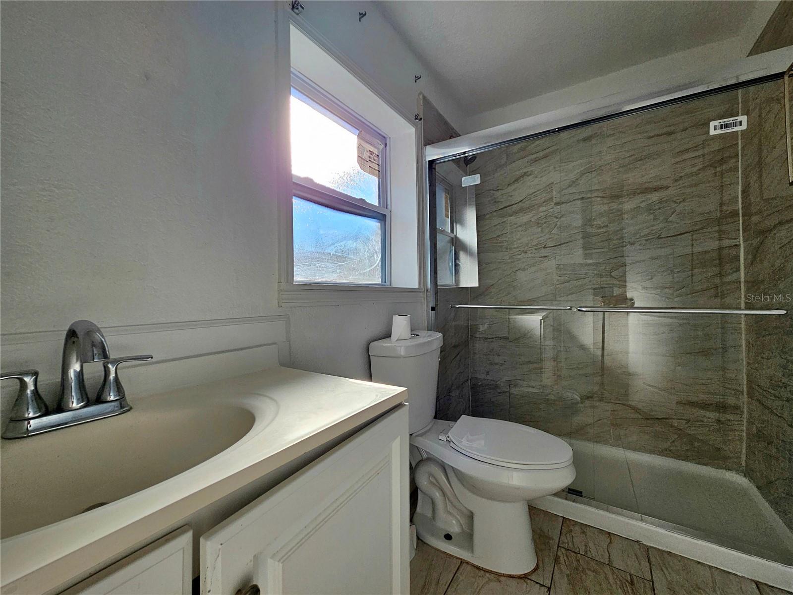 Image 17 of 21 For 1239 Carey Glen Circle