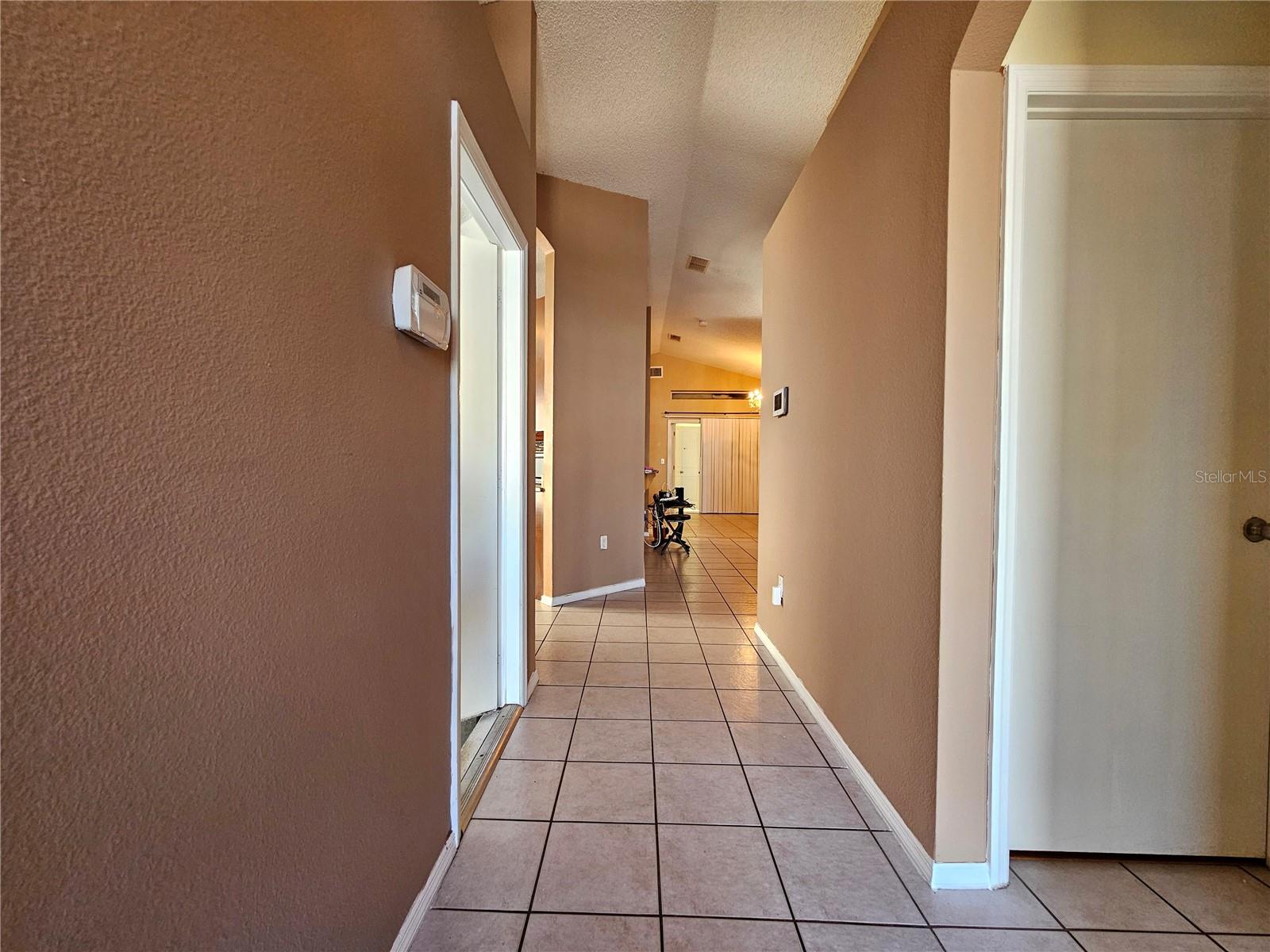 Image 4 of 21 For 1239 Carey Glen Circle