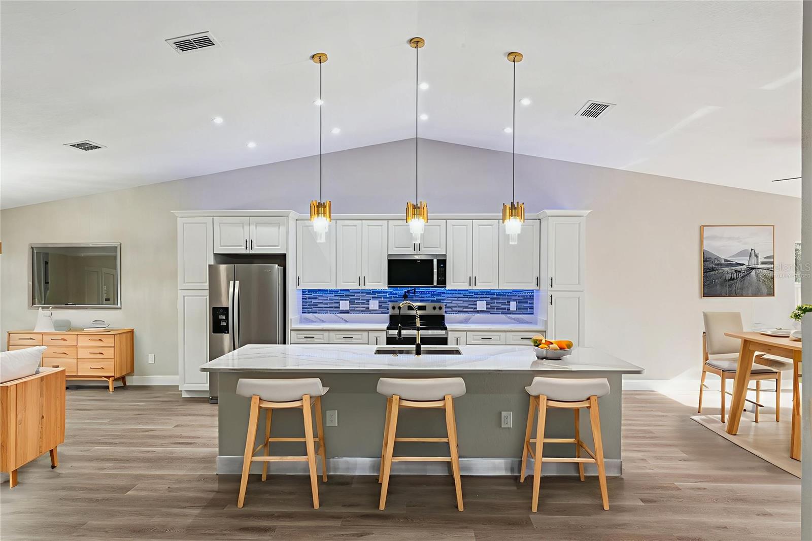 Image 11 of 52 For 2832 Smithfield Drive