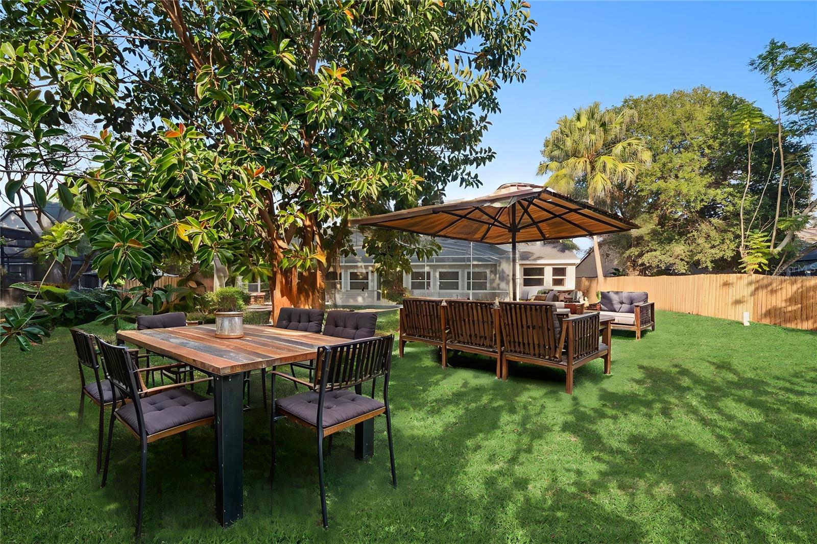 Image 26 of 52 For 2832 Smithfield Drive