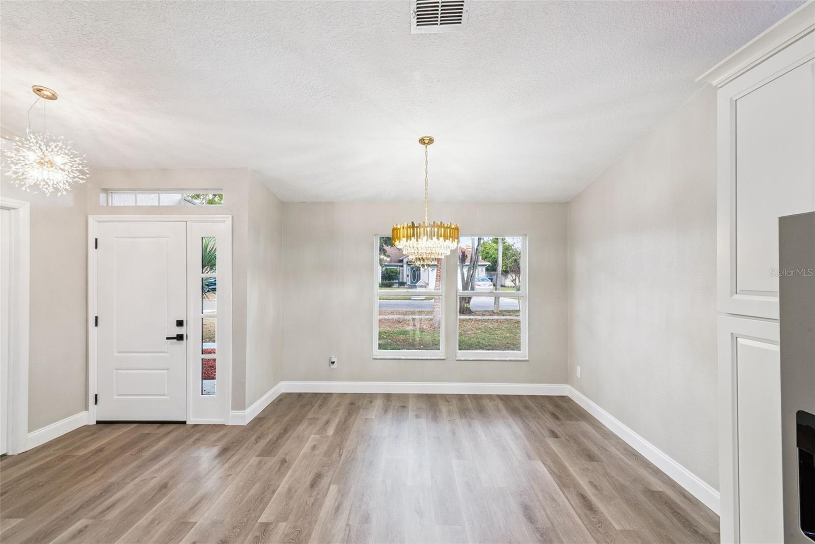 Image 29 of 52 For 2832 Smithfield Drive