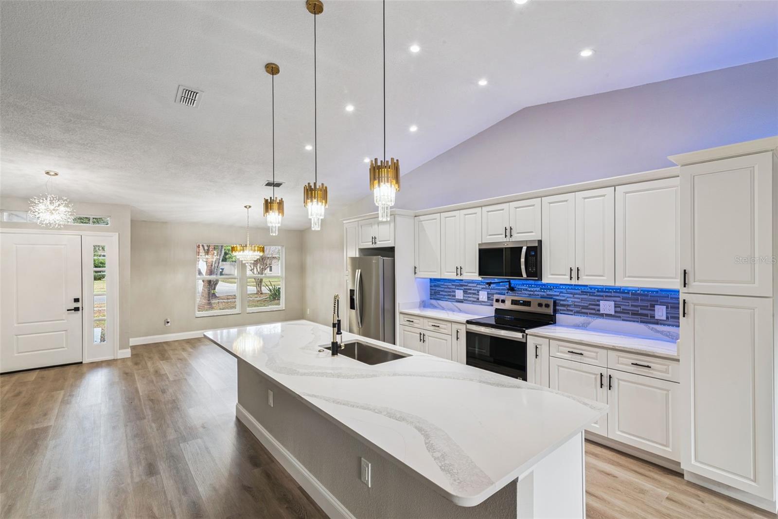 Image 3 of 52 For 2832 Smithfield Drive