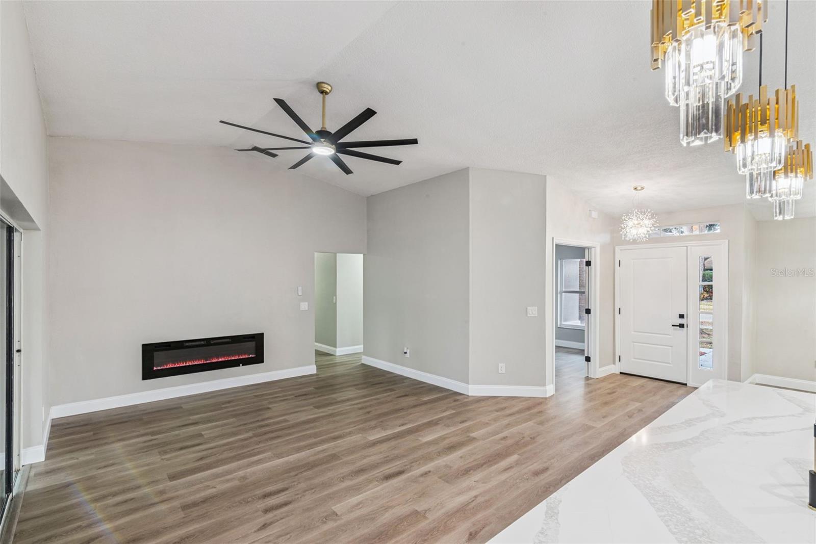 Image 31 of 52 For 2832 Smithfield Drive