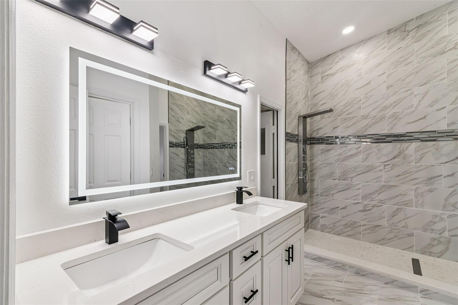 Image 39 of 52 For 2832 Smithfield Drive