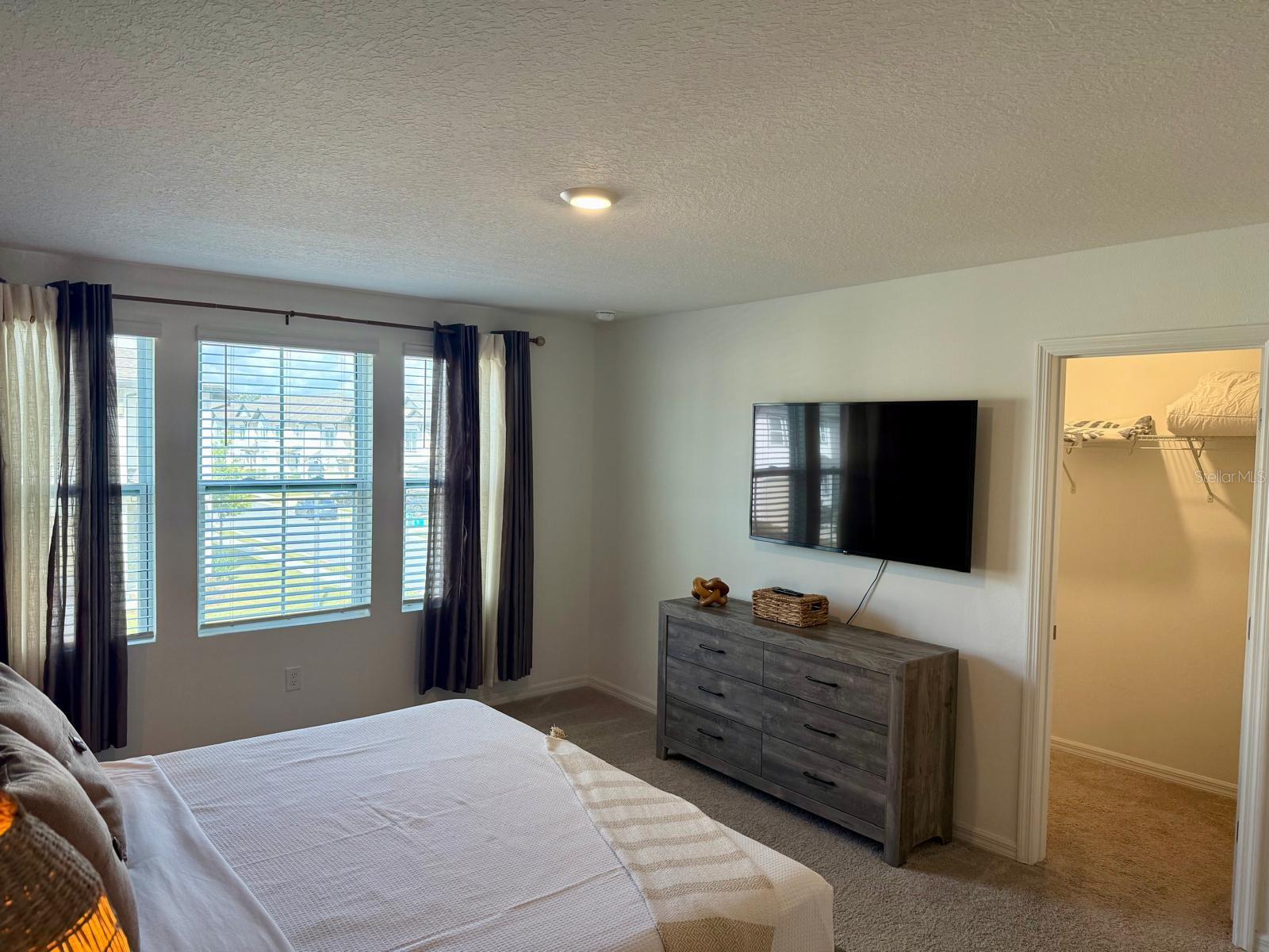 Image 13 of 33 For 803 Longboat Dr,