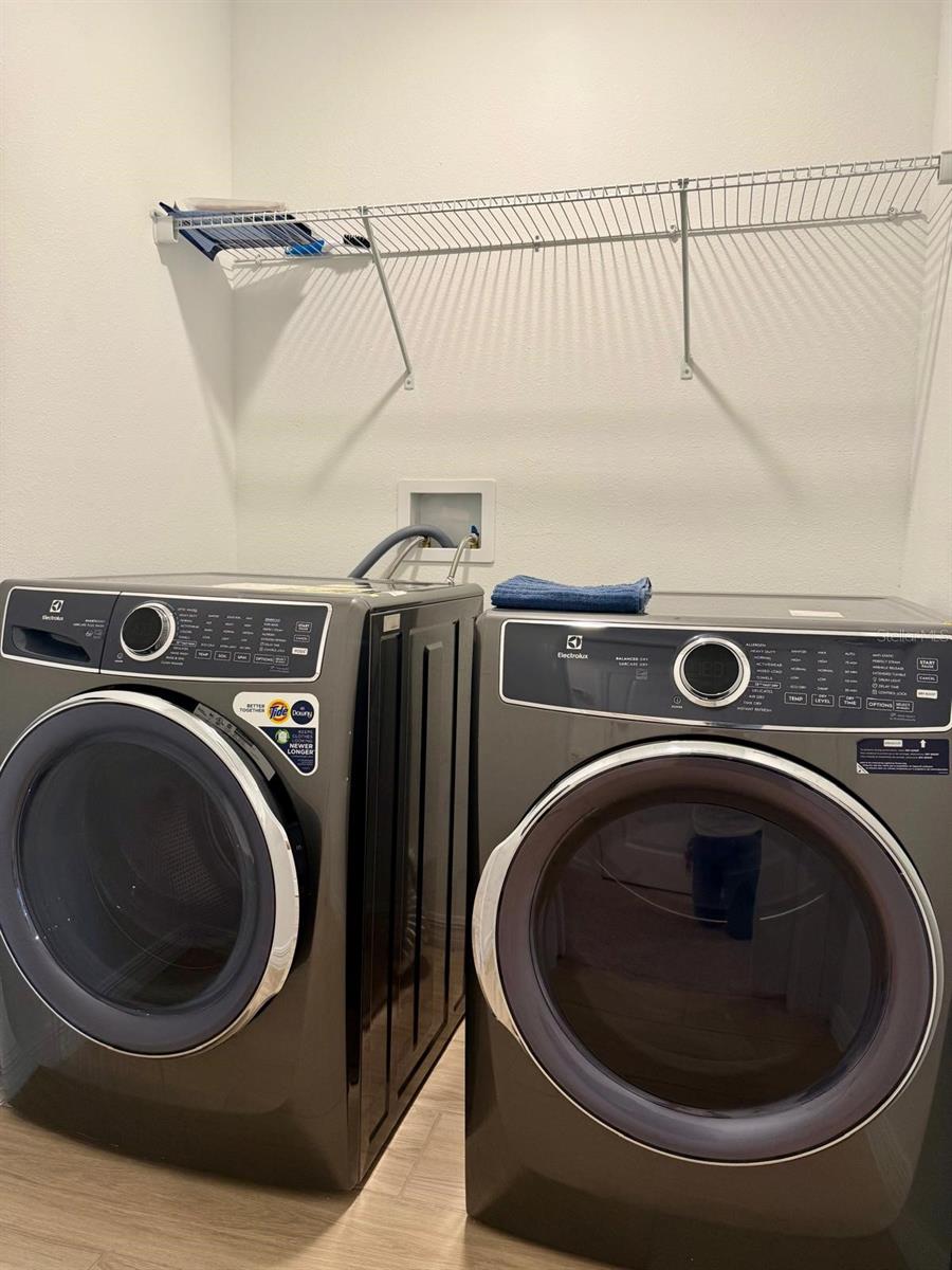 Image 21 of 33 For 803 Longboat Dr,