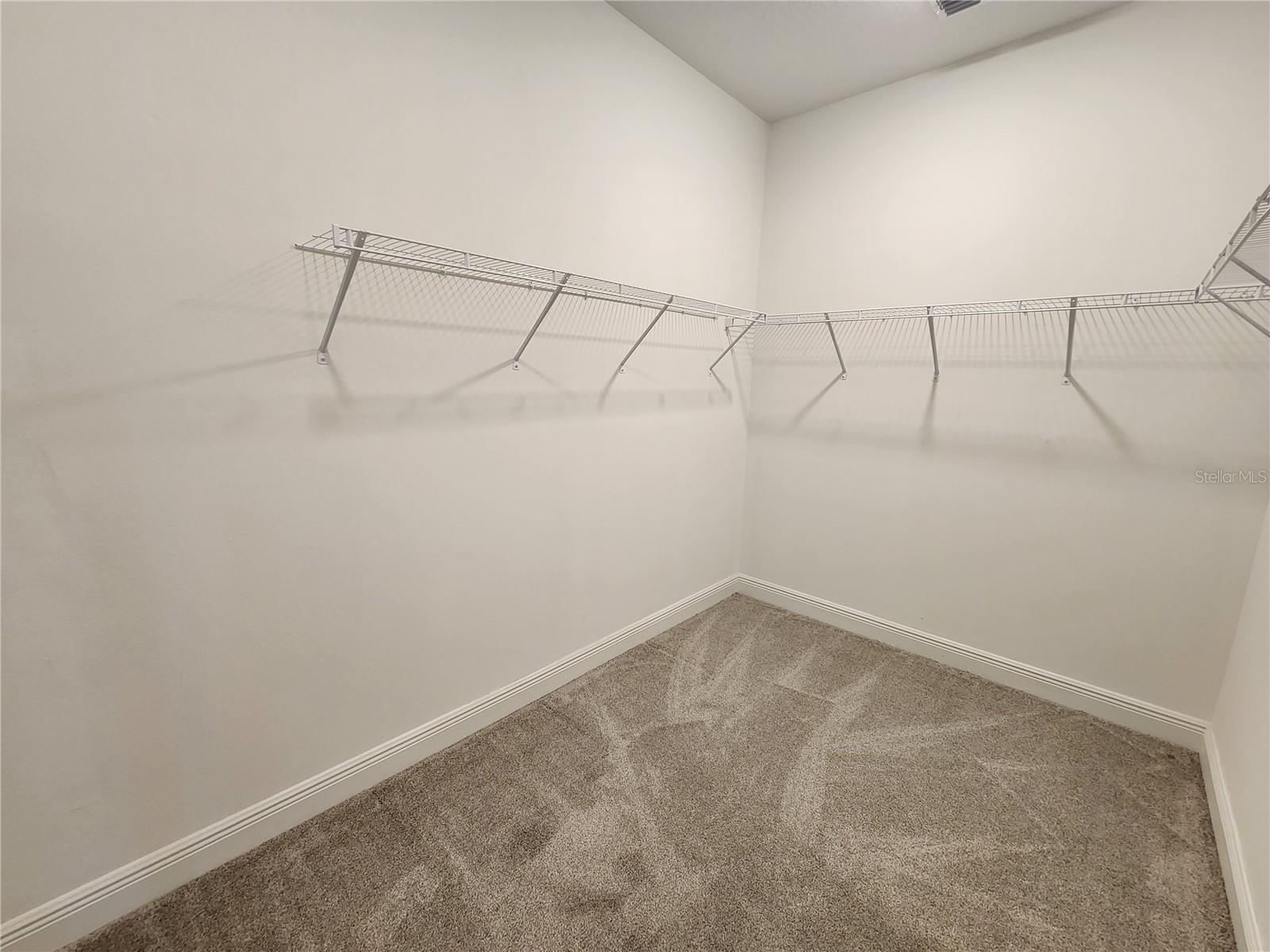 Image 13 of 21 For 19203 Allium Place