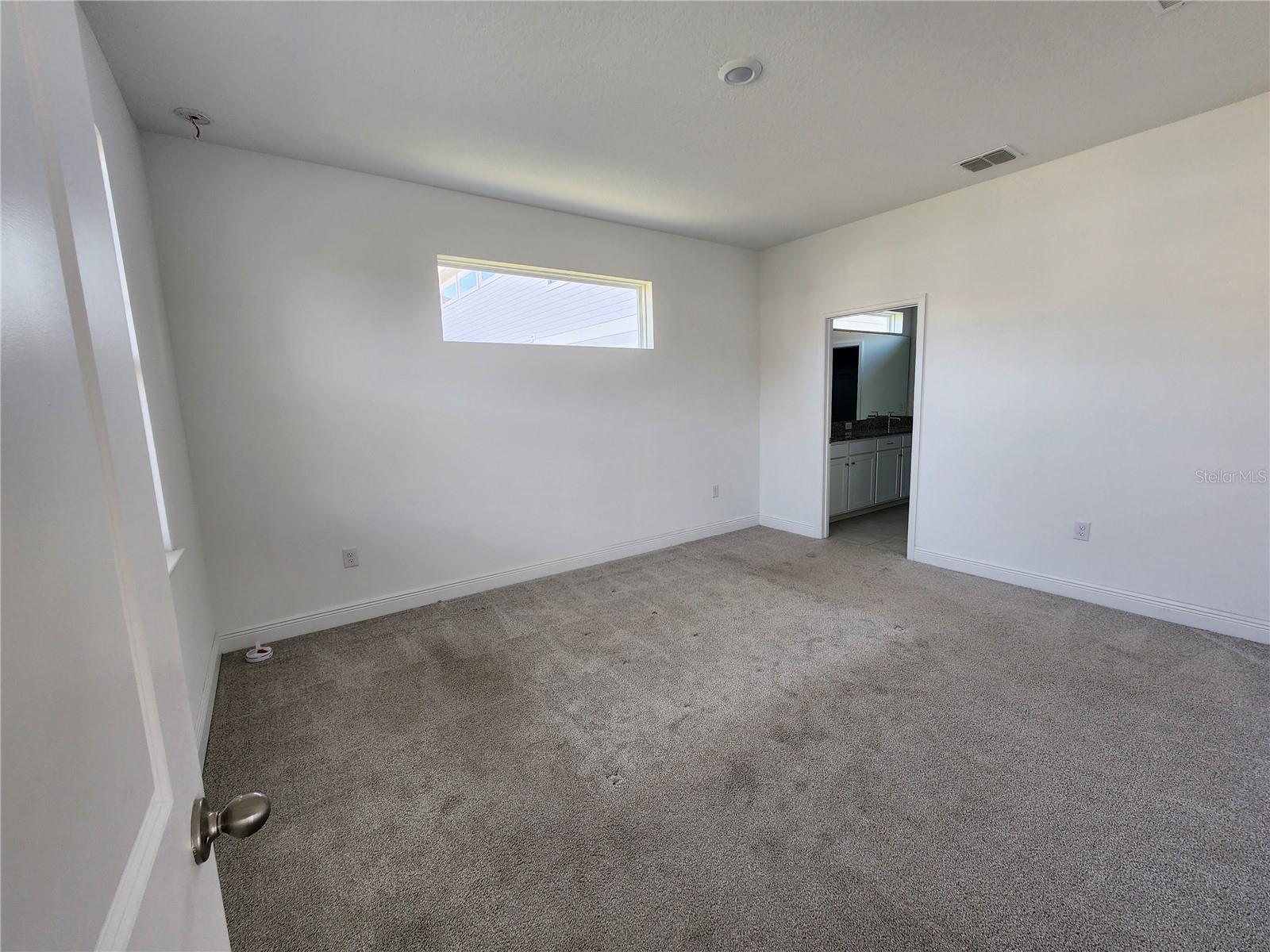 Image 7 of 21 For 19203 Allium Place