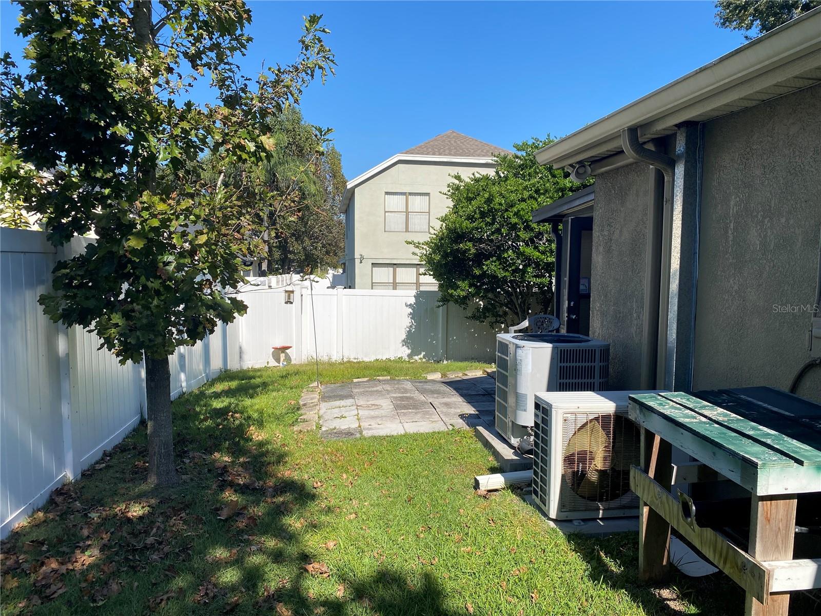 Image 16 of 17 For 6637 Imperial Oak Ln