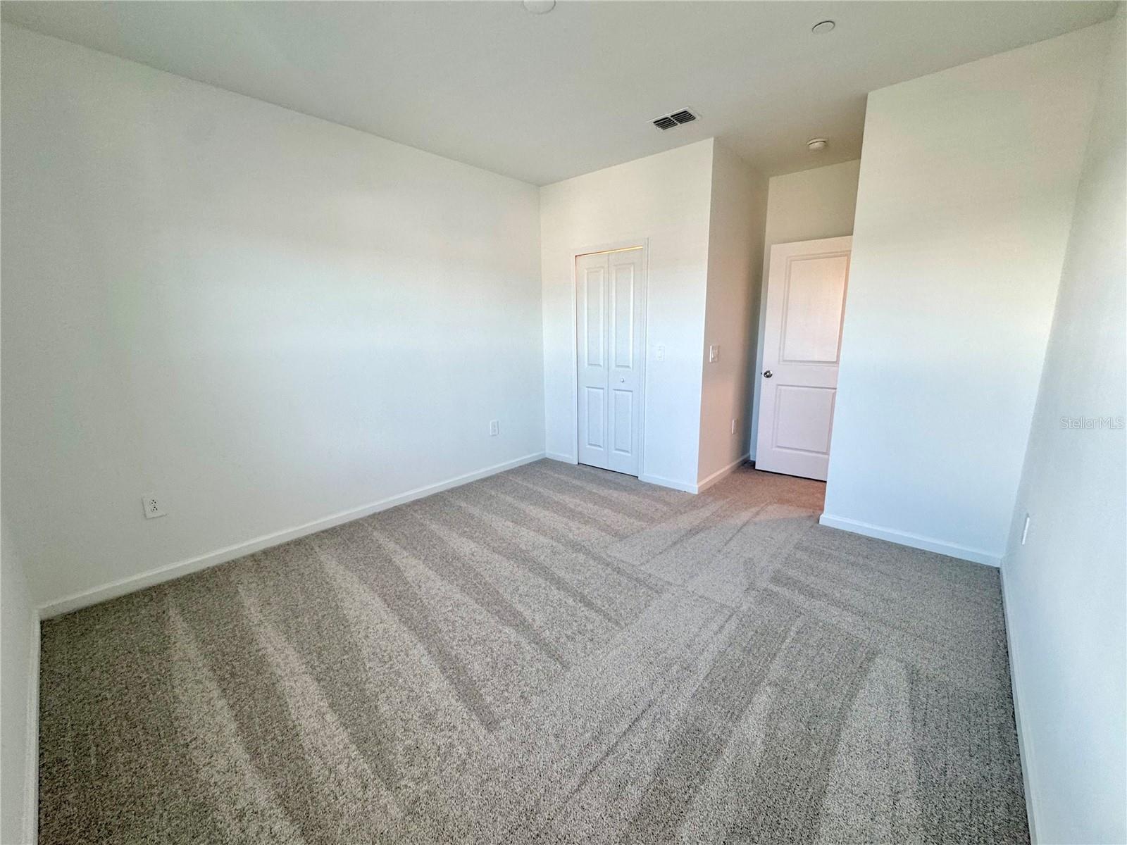 Image 31 of 40 For 2404 Rider Rain Lane