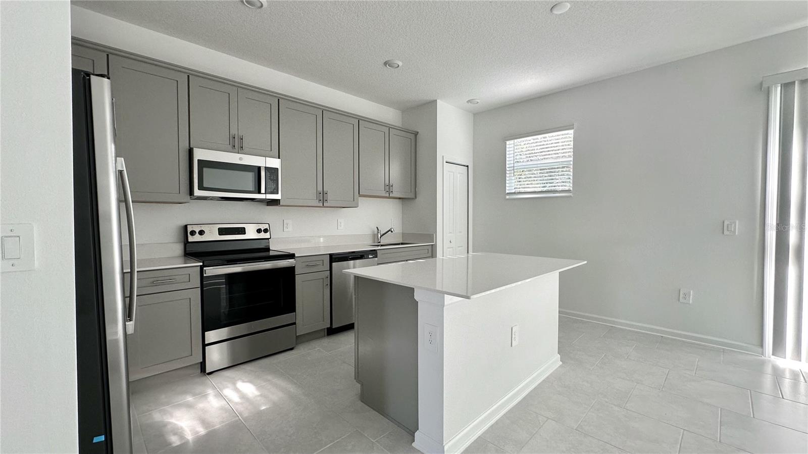 Image 5 of 22 For 7600 Stone Creek Trail