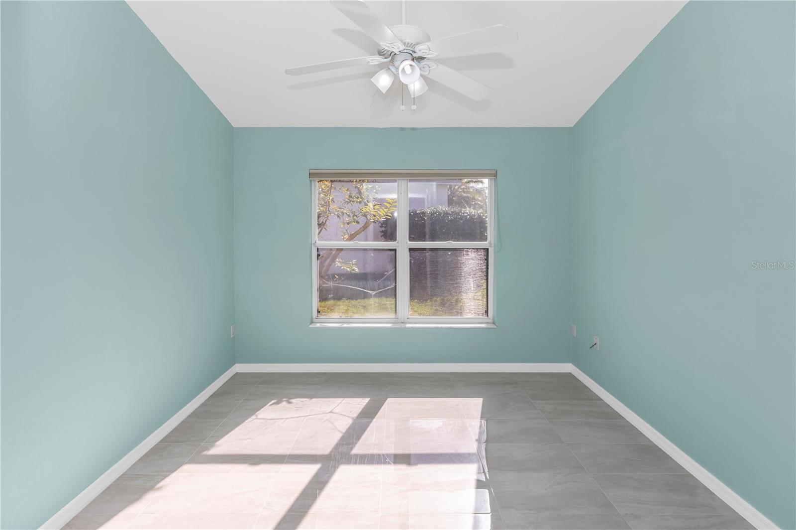 Image 20 of 37 For 6273 Palm Vista Street