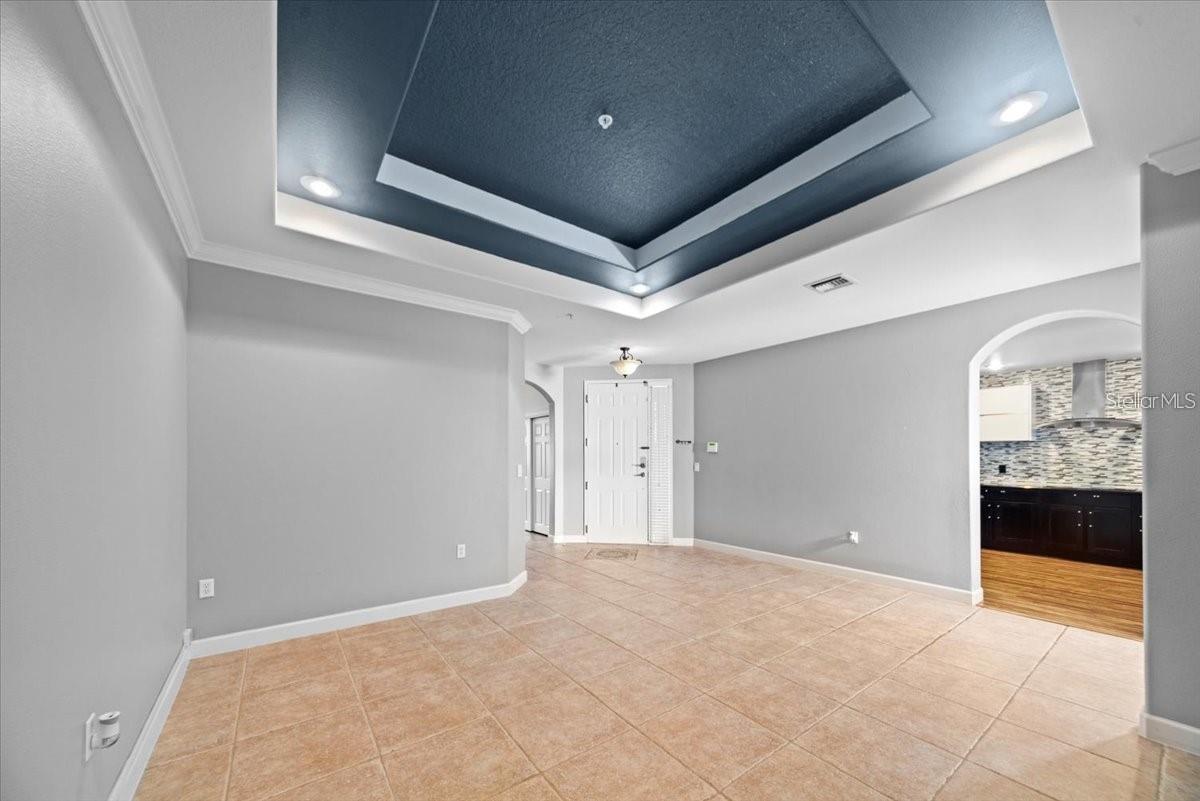 Image 14 of 56 For 8761 The Esplanade  9