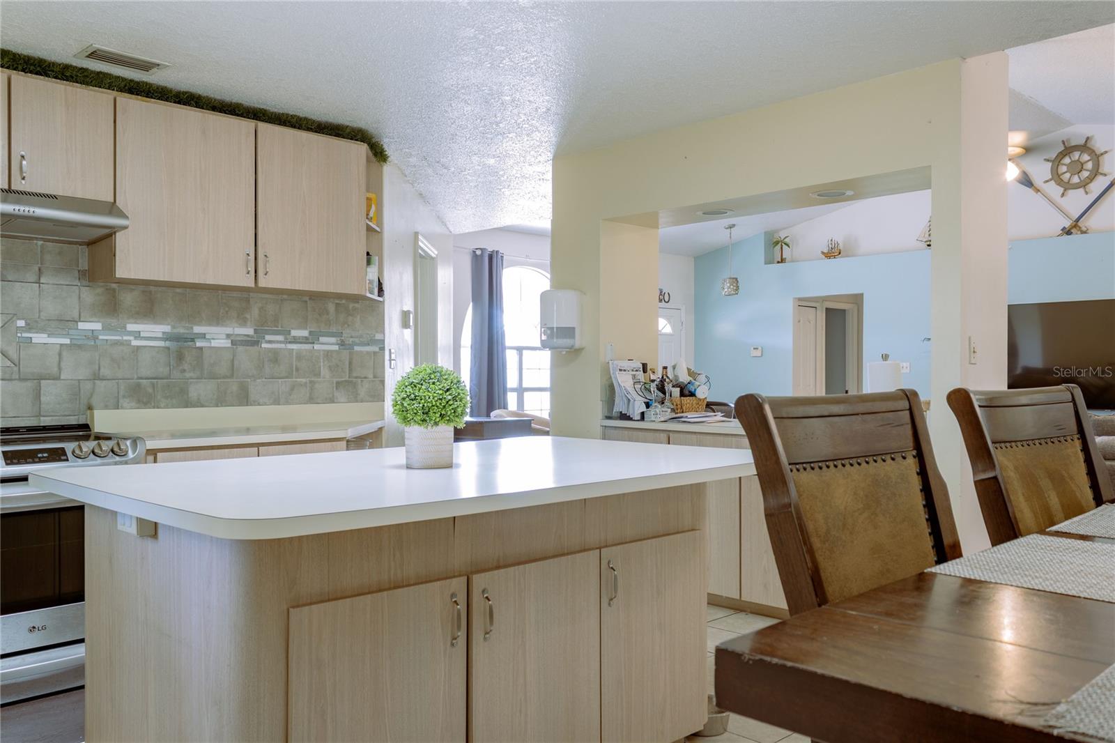 Image 10 of 13 For 6620 Grissom Parkway