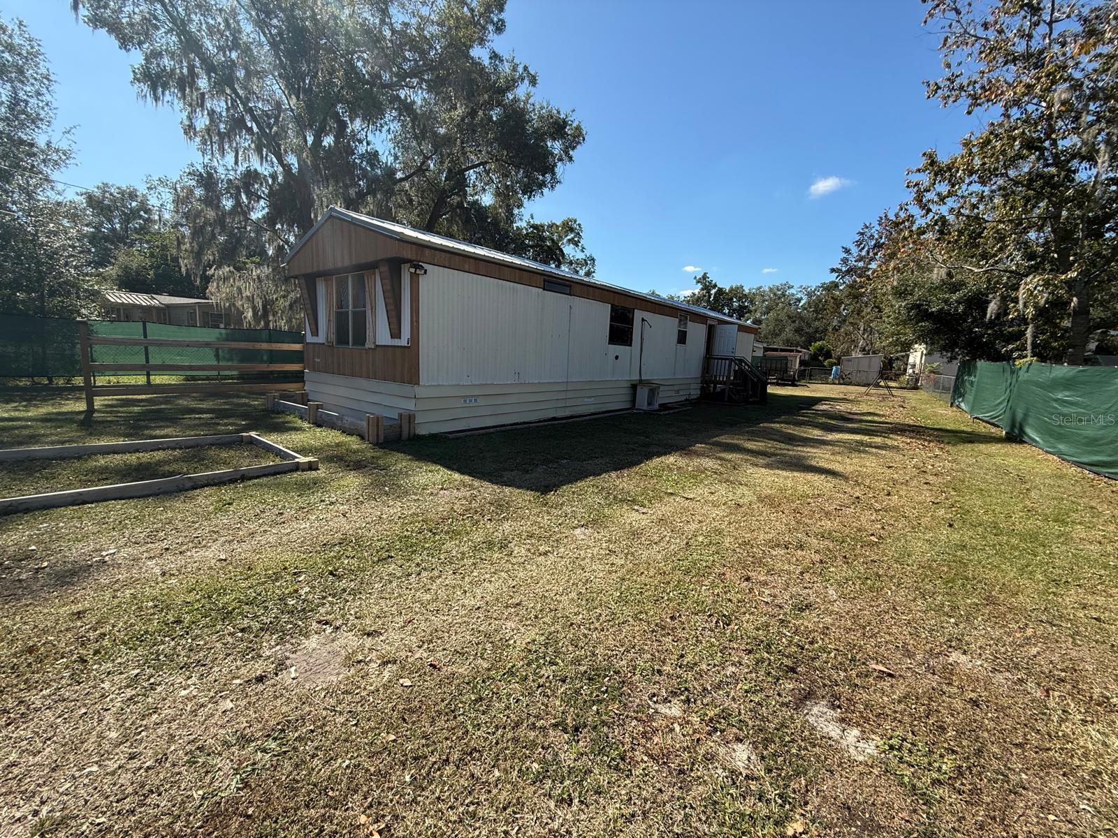 Details for 836 Cr 481w  , LAKE PANASOFFKEE, FL 33538