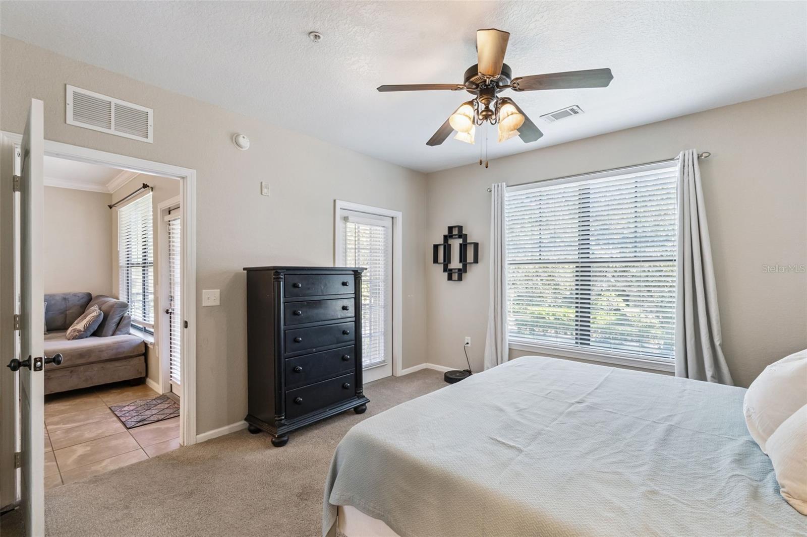 Image 13 of 51 For 904 Charo Parkway 523