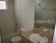 Image 12 of 30 For 2096 The Oaks Boulevard