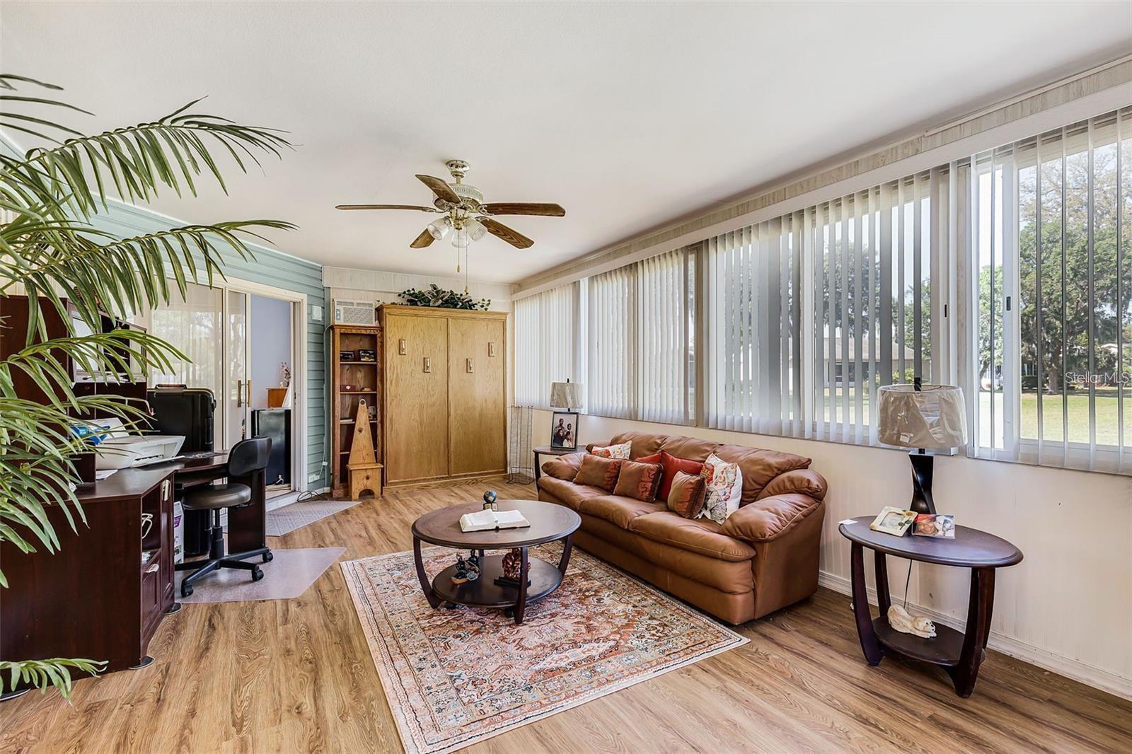 Image 3 of 6 For 32537 Oak Park Drive