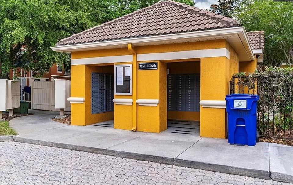 Image 15 of 20 For 8848 Villa View Circle  206