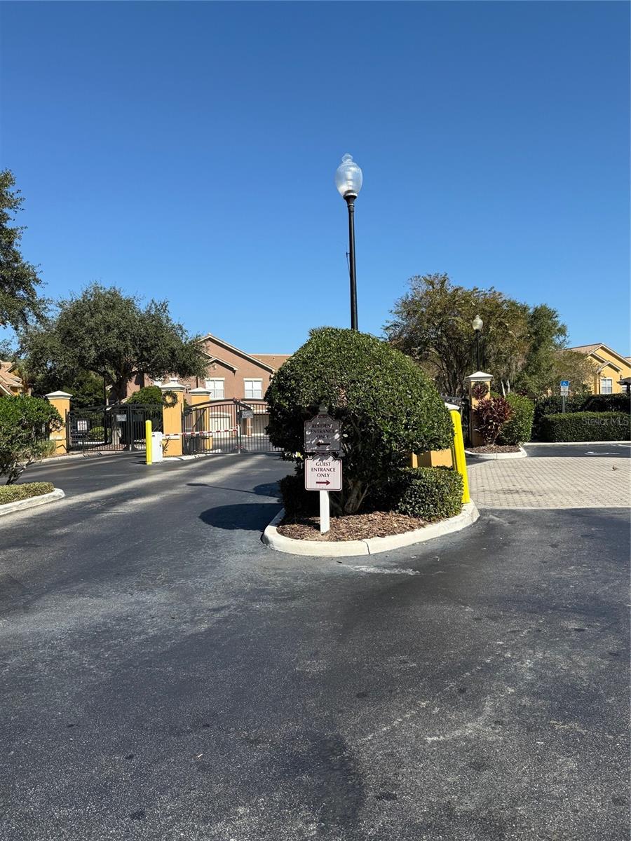 Image 2 of 10 For 8848 Villa View Circle  206