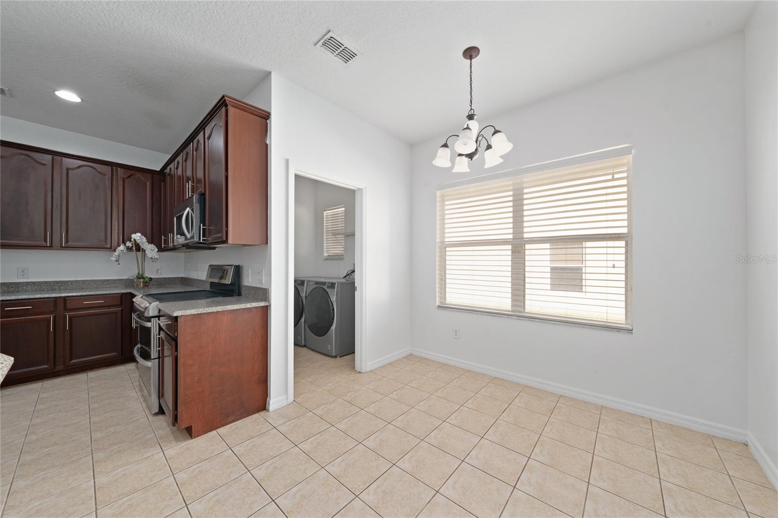 Image 12 of 52 For 4533 Caladium Court