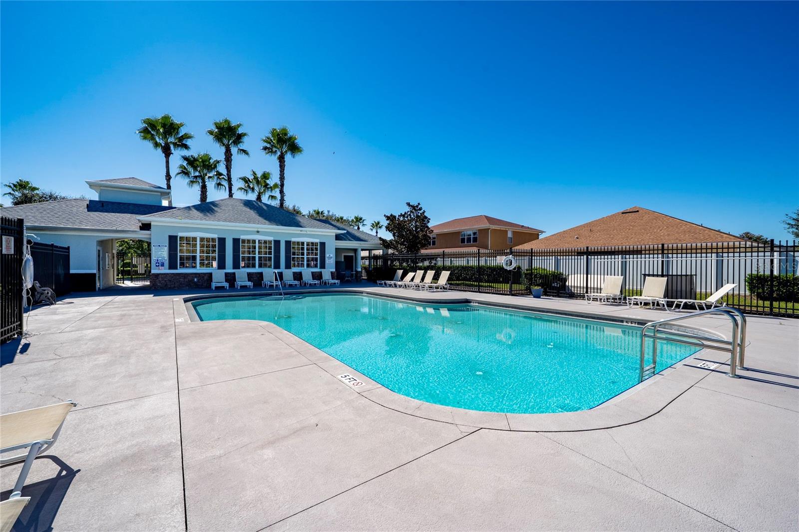 Image 36 of 52 For 4533 Caladium Court