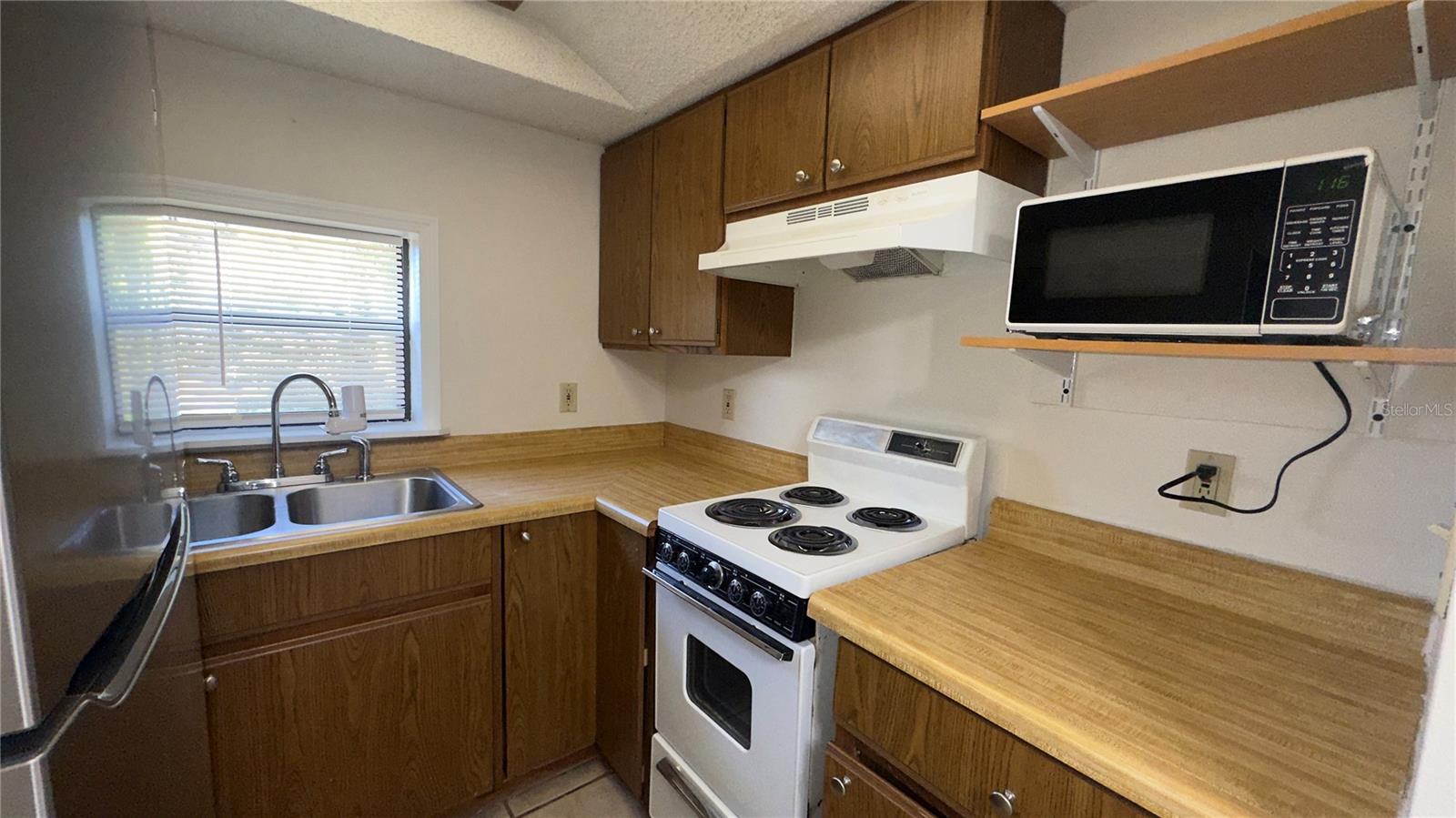 Image 8 of 15 For 616 Massachusetts Avenue A