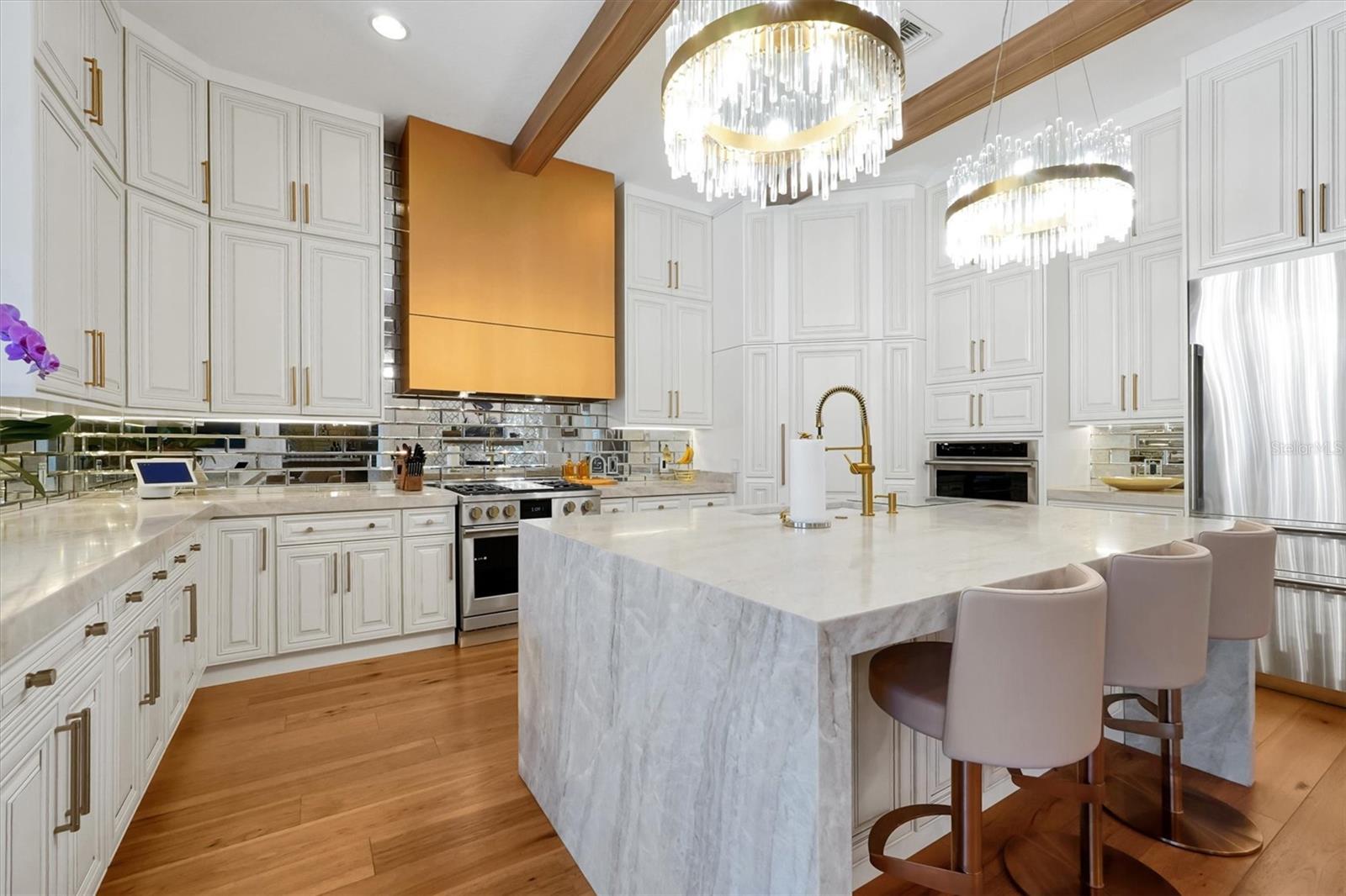 Image 11 of 87 For 81 Oakdale Street