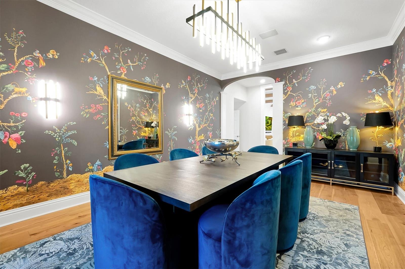 Image 18 of 87 For 81 Oakdale Street