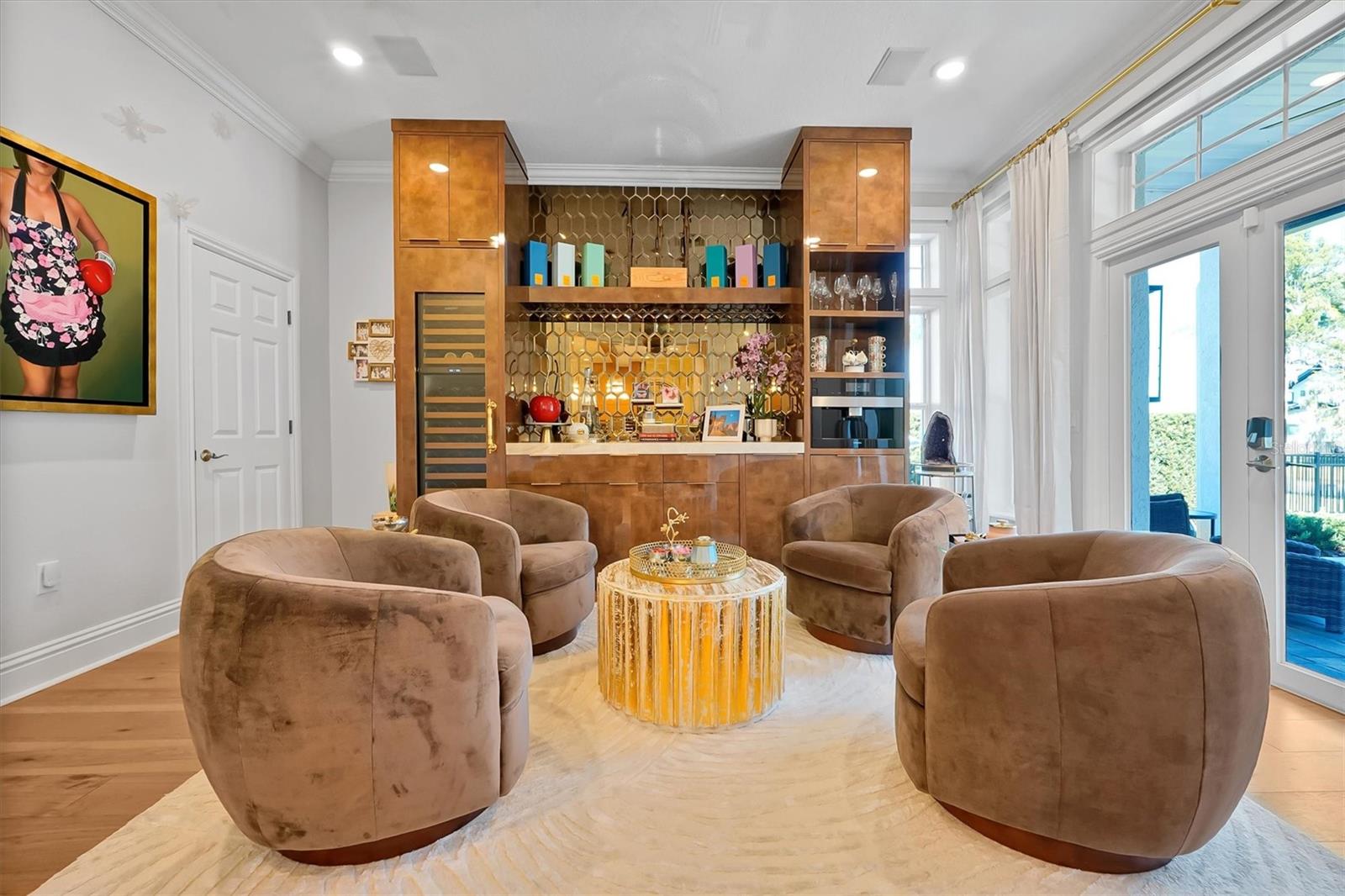 Image 24 of 87 For 81 Oakdale Street